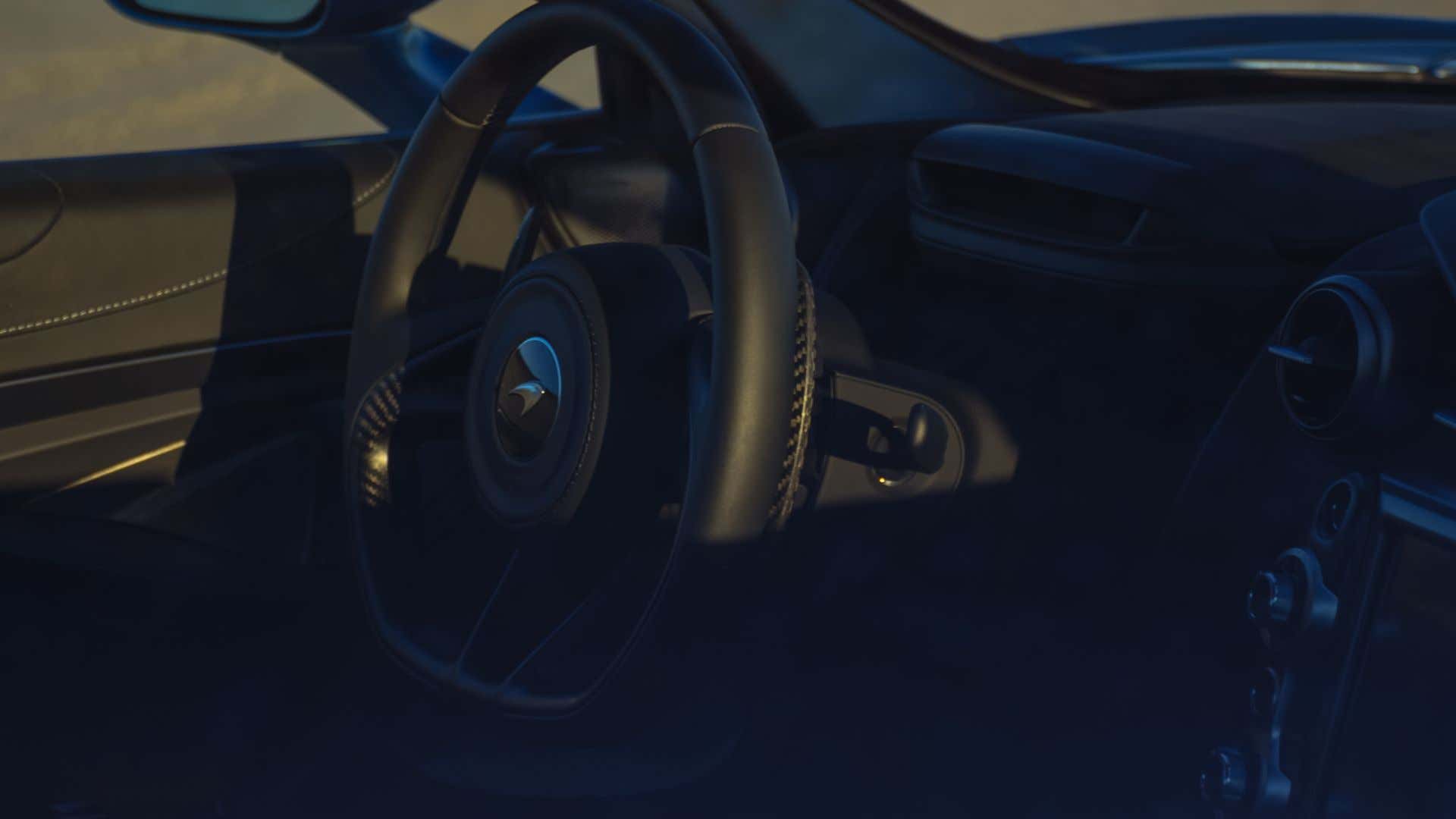 2019 McLaren 720S interior. 2019迈凯轮720S内饰。