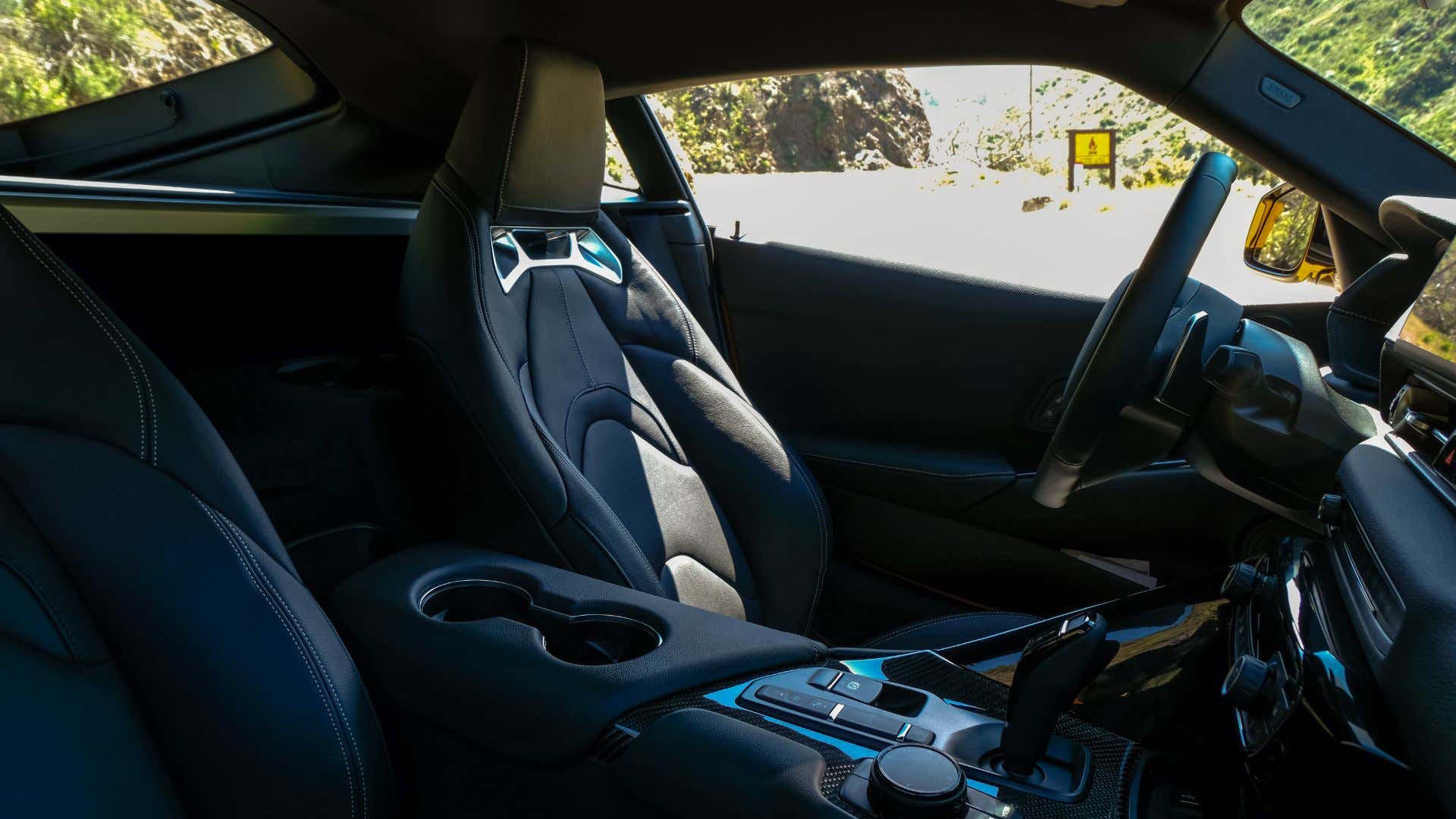 2020 Toyota Supra interior. 2020丰田同上内部。
