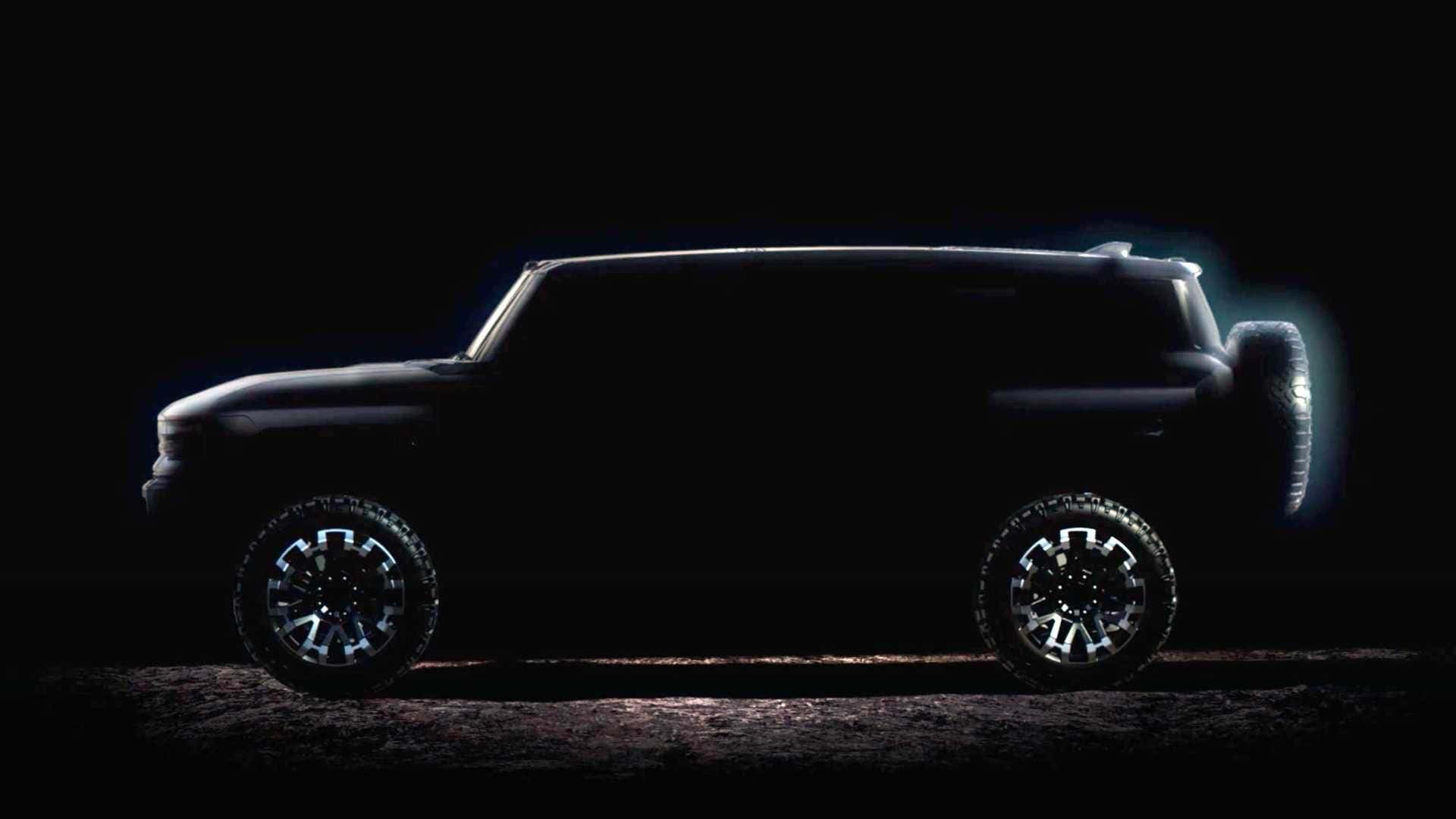 Another teaser for the GMC Hummer EV. GMC悍马EV的另一令更具速度。