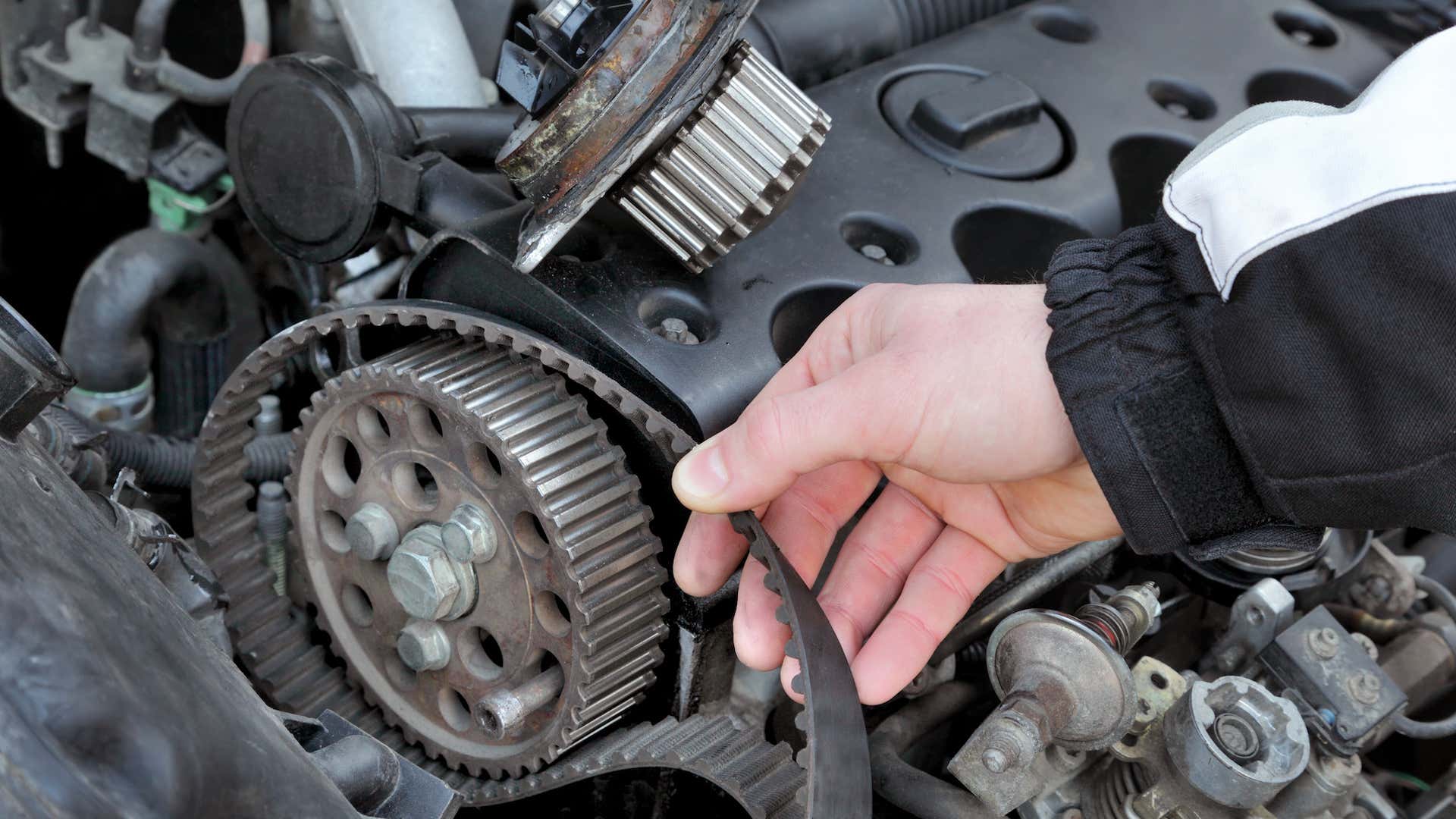 Regular maintenance can prevent big headaches. 定期保养可以预防大头痛。