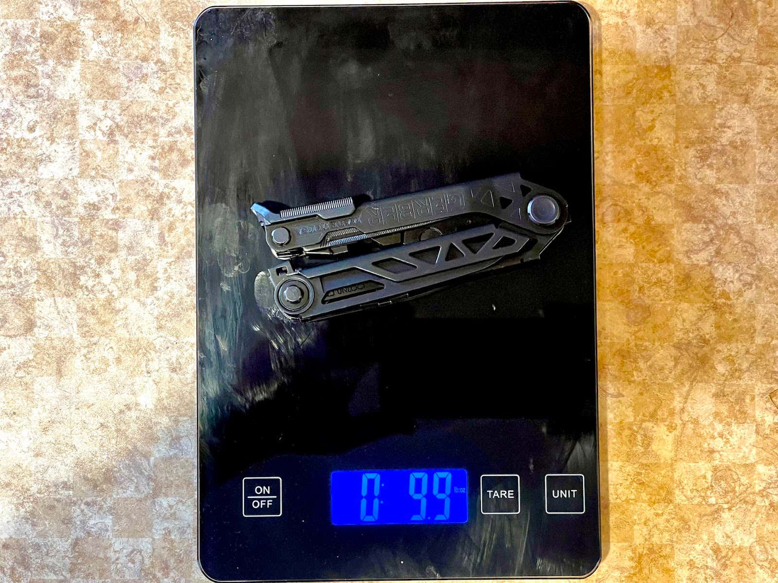 Gerber Gear Center-Drive Multitool size and weight 格伯齿轮中心-驱动多工具尺寸和重量
