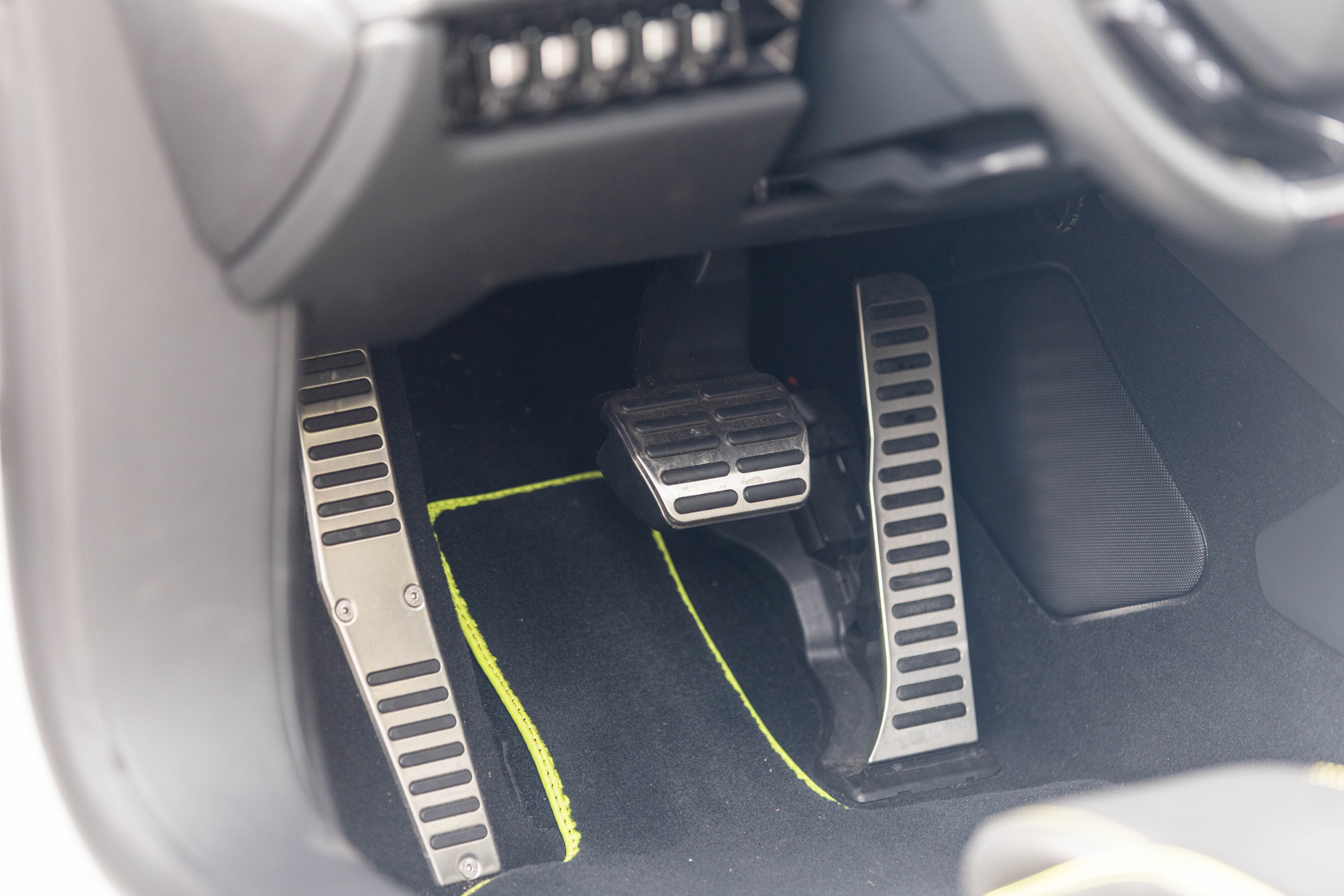 年兰博基尼huracan Evo Rwd Spyder评论 以最佳方式打造最糟糕的车